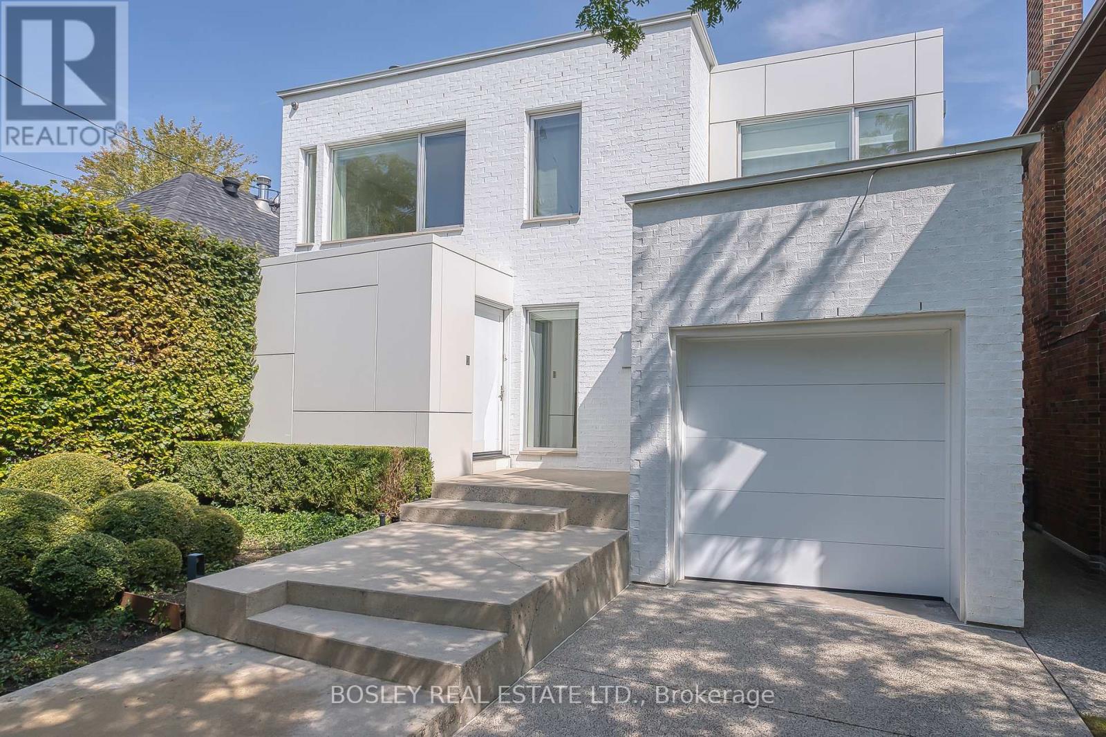 5 EDGECOMBE AVENUE, Toronto, Ontario
