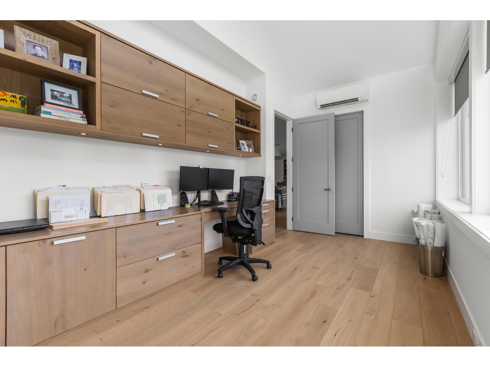 29091 Tamaric Avenue, Abbotsford, British Columbia  V4X 2C9 - Photo 15 - R3045600