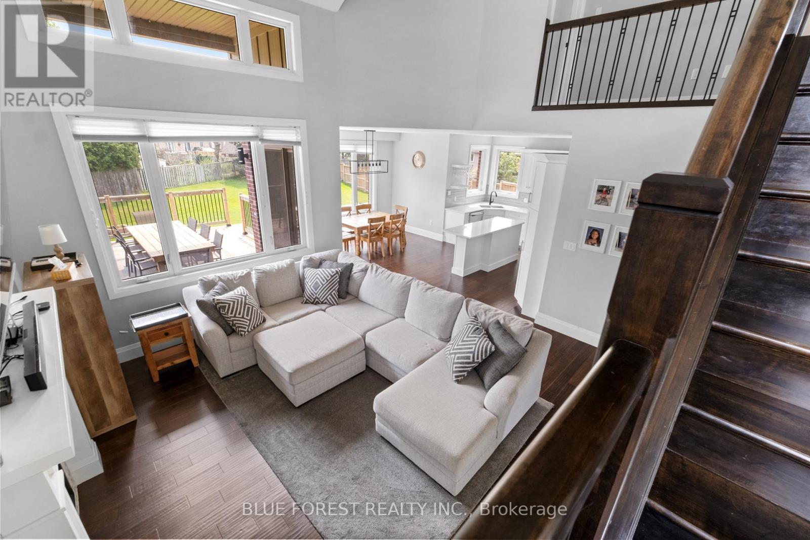 155 Wintermute Court, Central Elgin, Ontario  N0L 1B0 - Photo 15 - X12395660