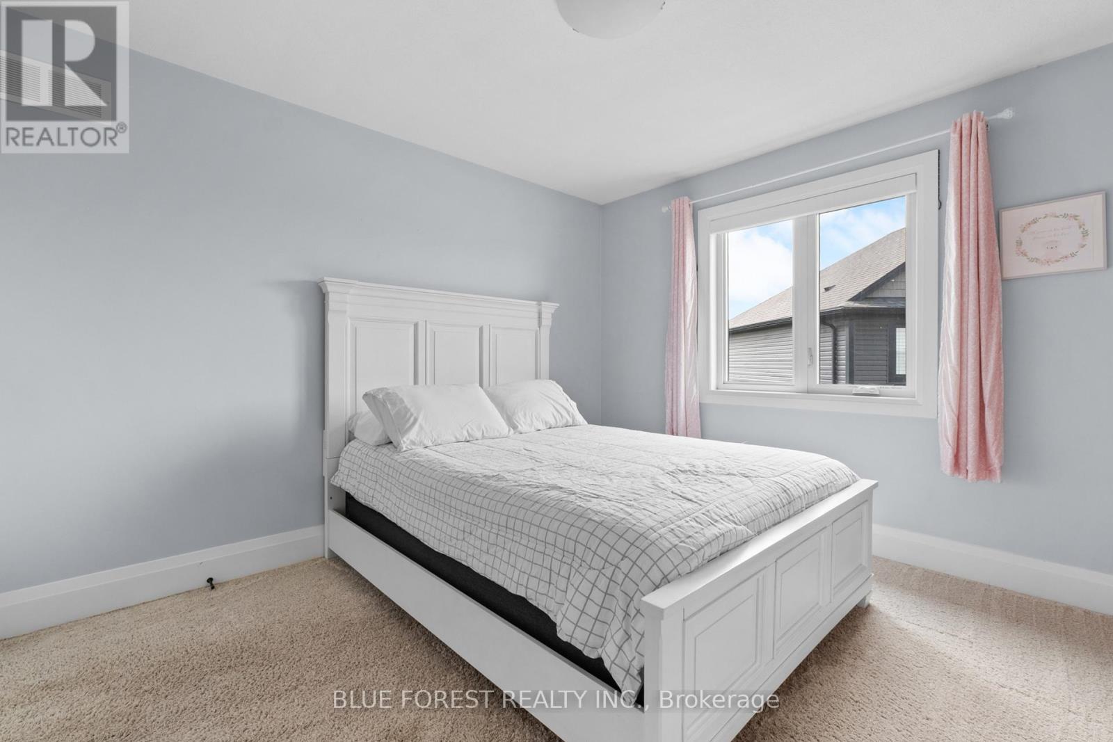 155 Wintermute Court, Central Elgin, Ontario  N0L 1B0 - Photo 20 - X12395660