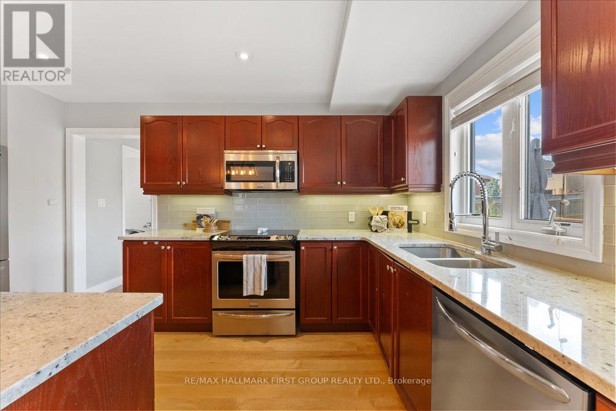 73 Springdale Drive, Kawartha Lakes, Ontario  K9V 0J4 - Photo 10 - X12395657