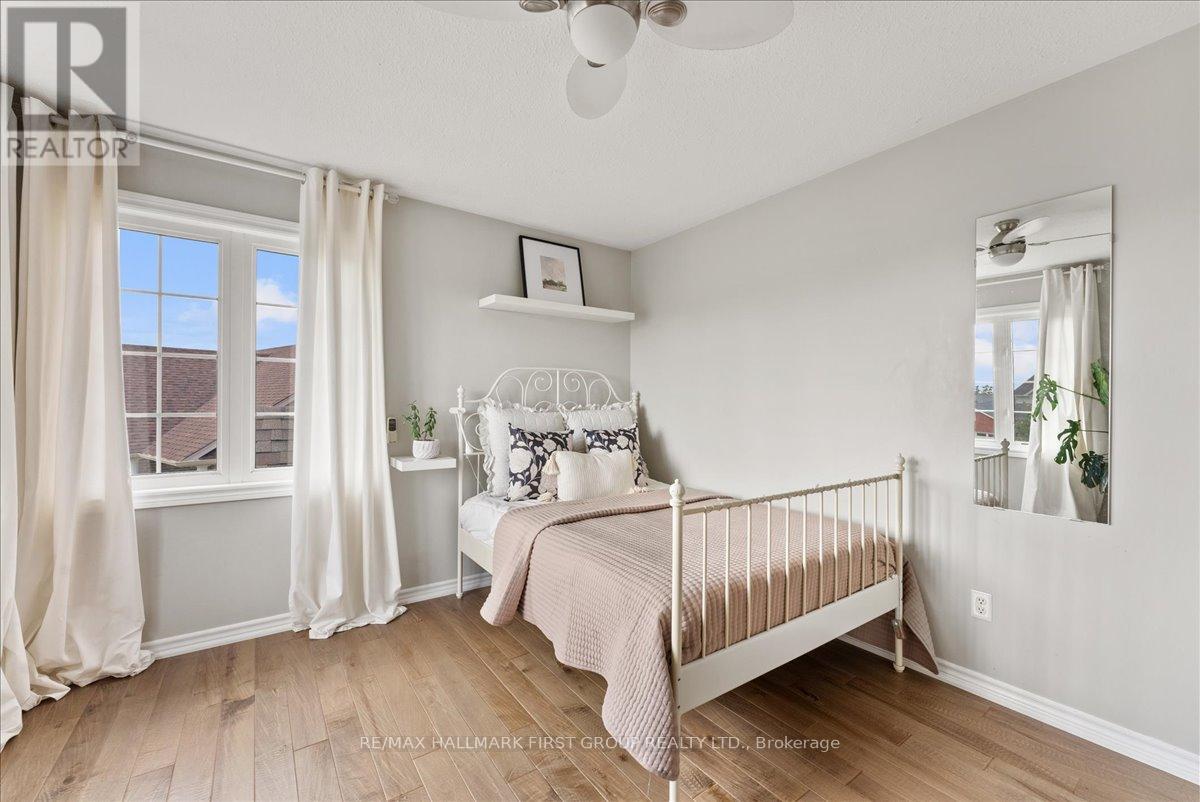 73 Springdale Drive, Kawartha Lakes, Ontario  K9V 0J4 - Photo 34 - X12395657