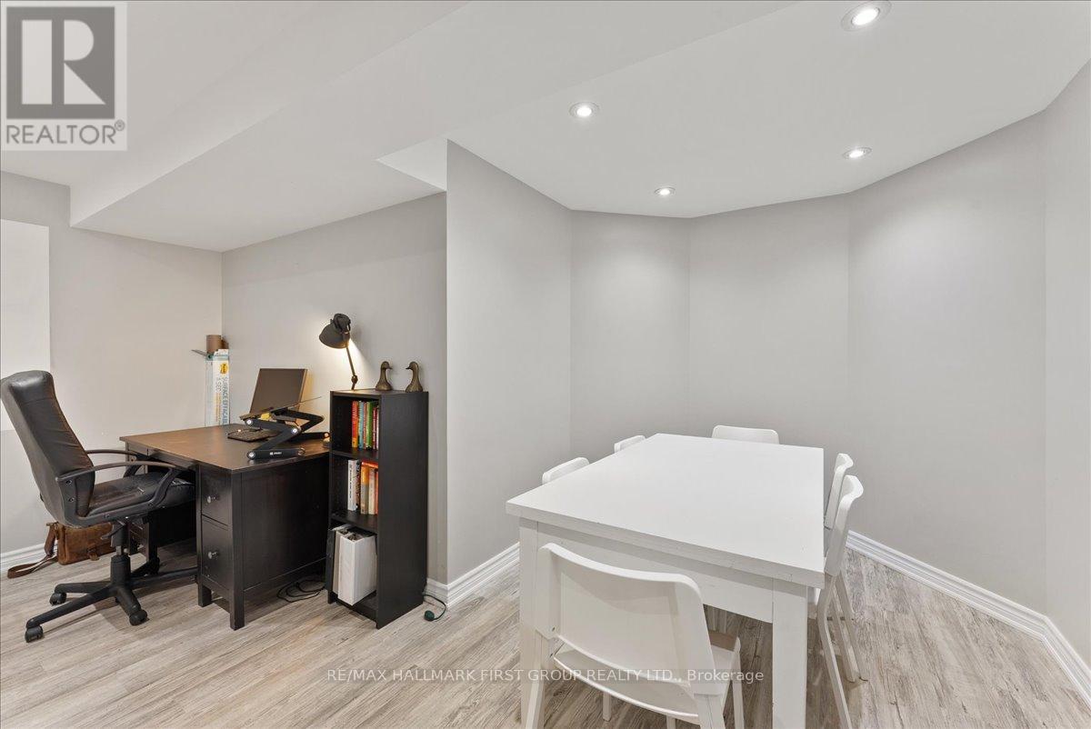 73 Springdale Drive, Kawartha Lakes, Ontario  K9V 0J4 - Photo 38 - X12395657