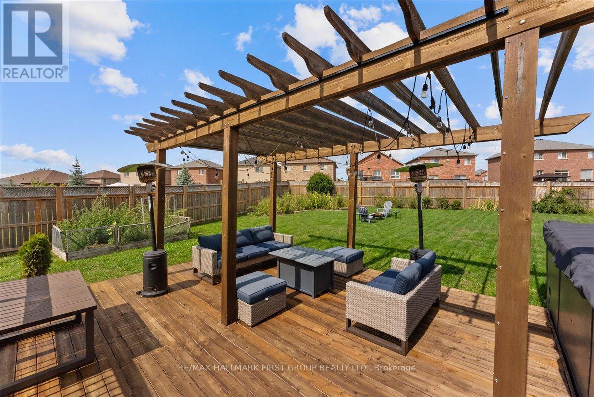 73 Springdale Drive, Kawartha Lakes, Ontario  K9V 0J4 - Photo 47 - X12395657