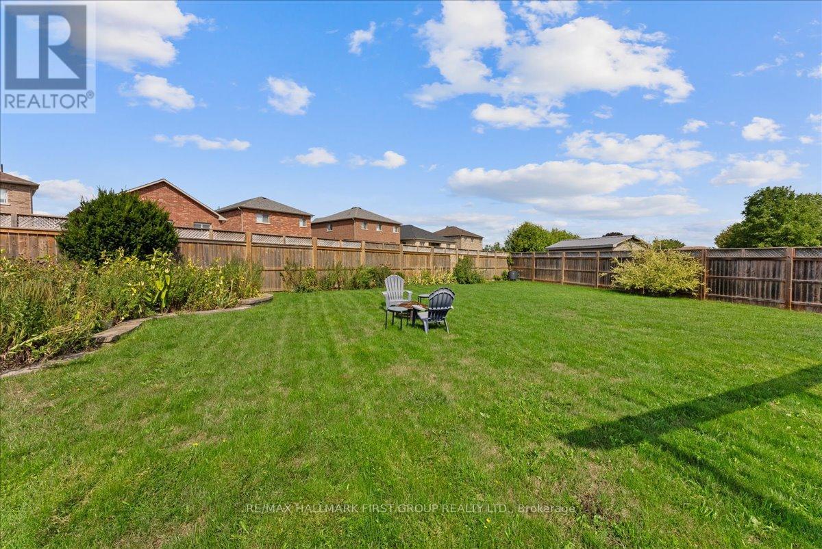 73 Springdale Drive, Kawartha Lakes, Ontario  K9V 0J4 - Photo 48 - X12395657