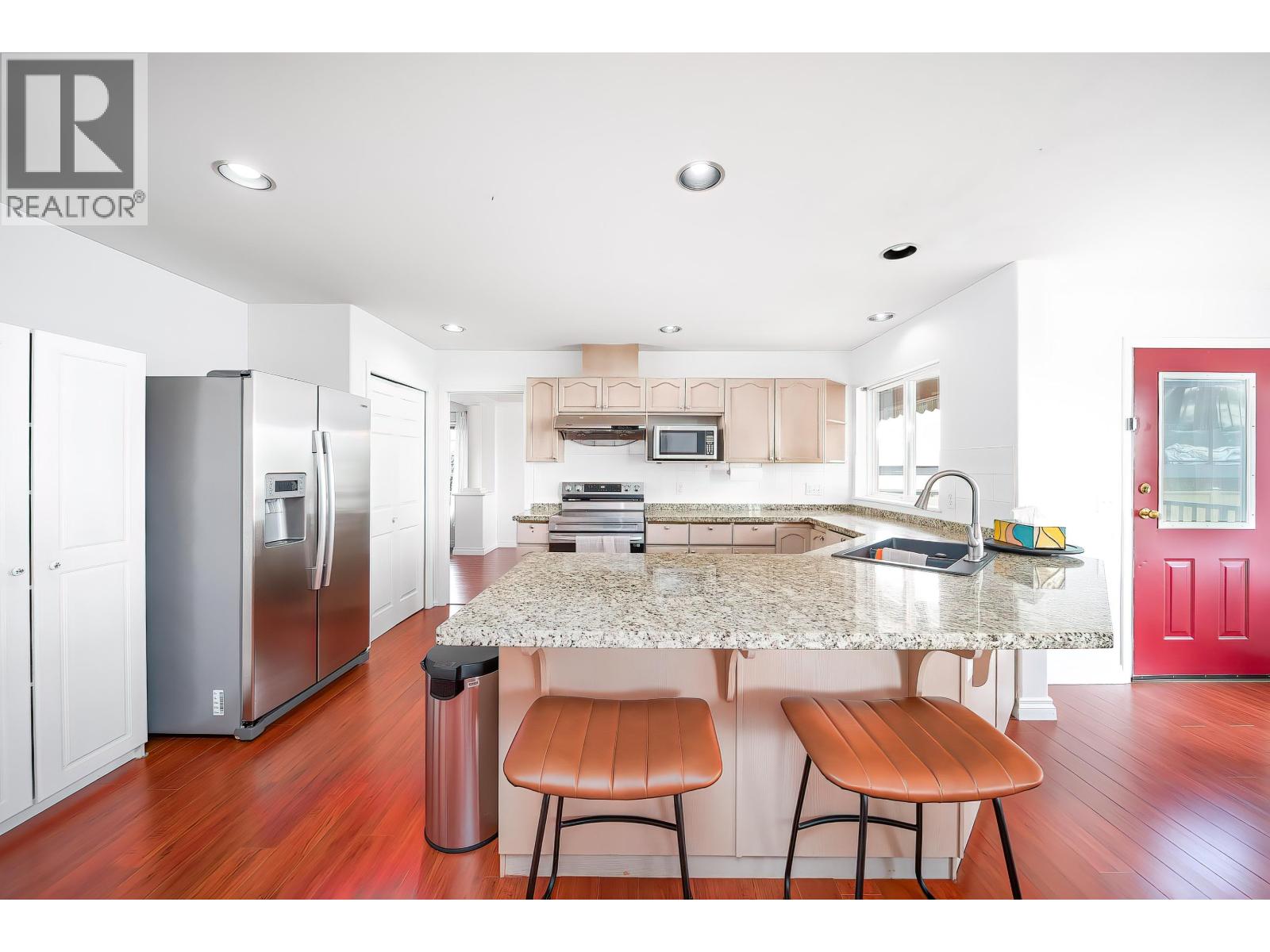 1555 Alpine Lane, Coquitlam, British Columbia  V3E 3A5 - Photo 12 - R3045583