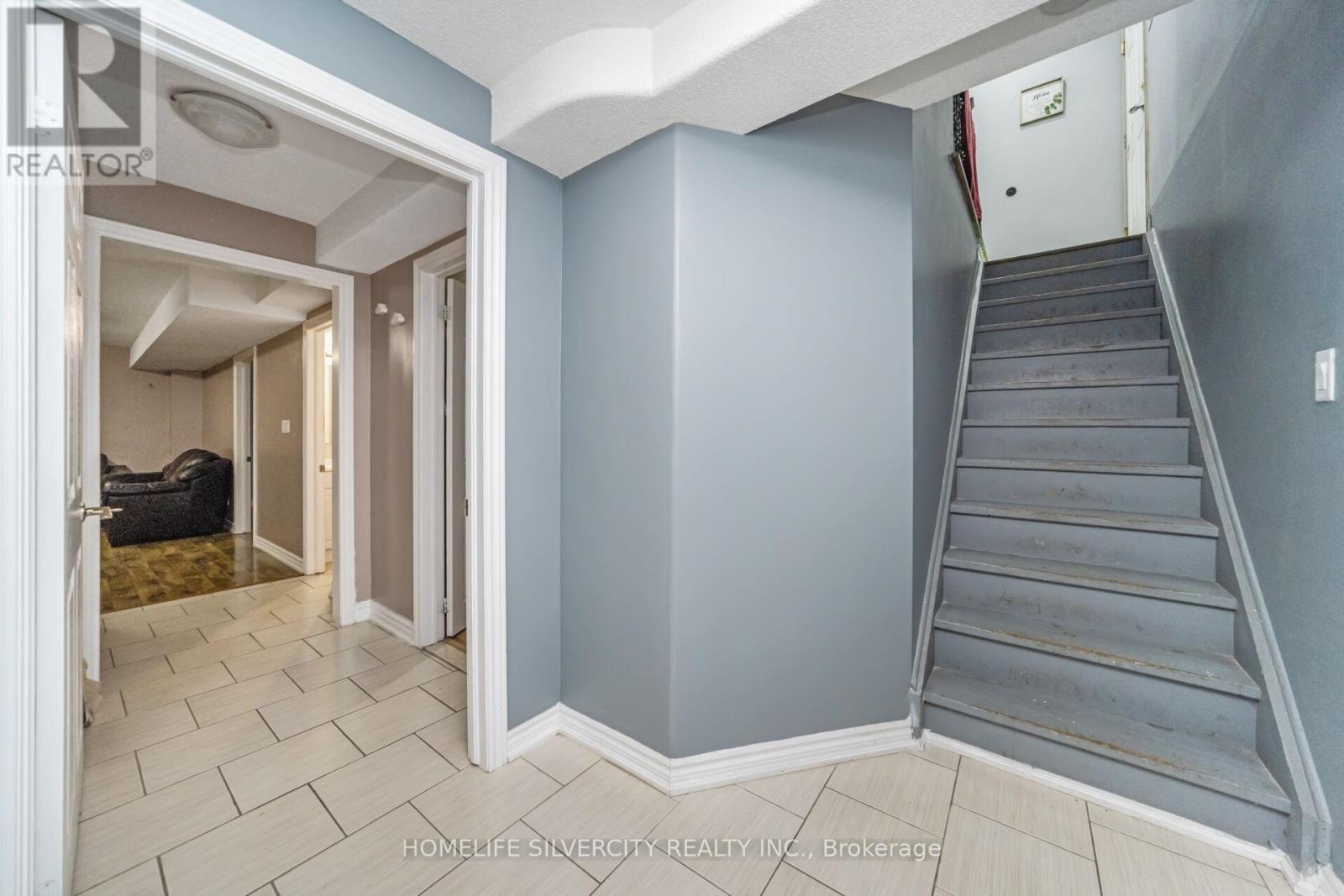 17 Siesta Court, Brampton, Ontario  L6R 1P2 - Photo 37 - W12395608