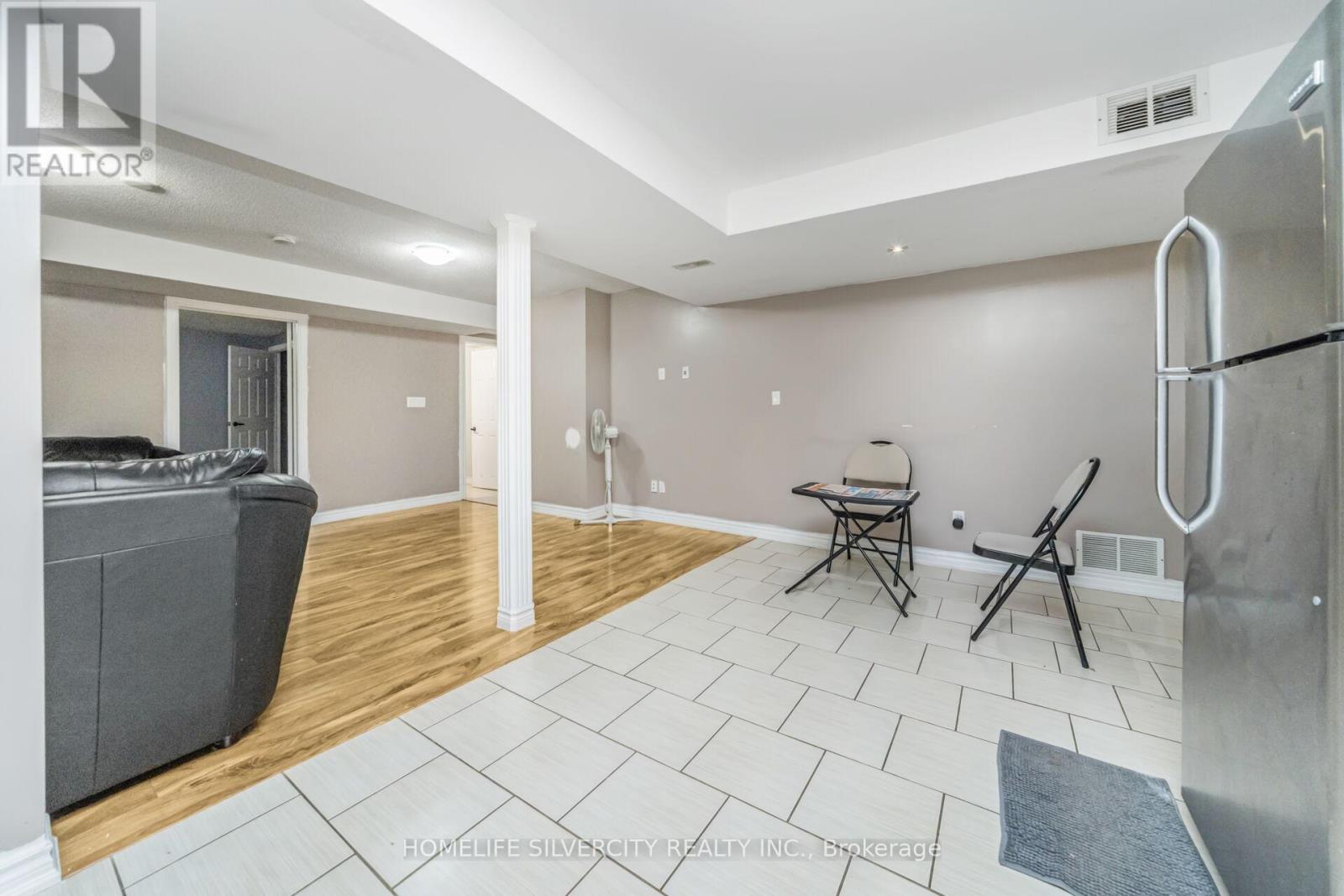 17 Siesta Court, Brampton, Ontario  L6R 1P2 - Photo 40 - W12395608