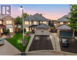 17 SIESTA COURT, Brampton, Ontario
