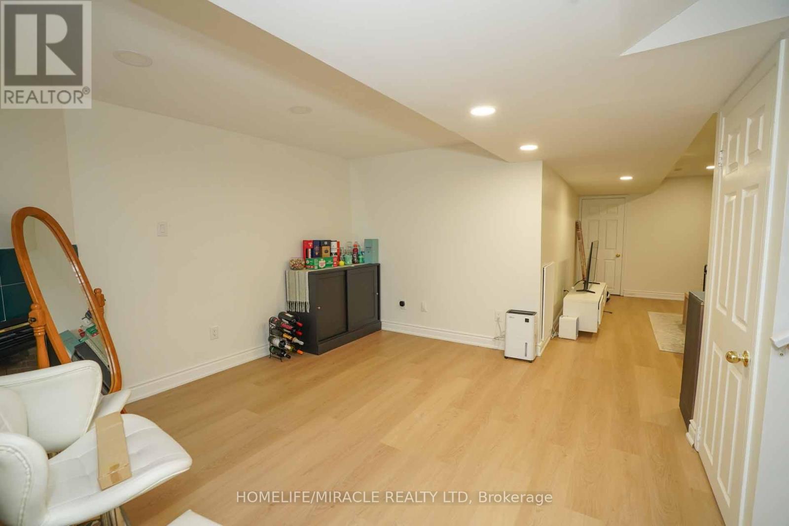 40 Gardenia Way, Caledon, Ontario  L7C 1B2 - Photo 33 - W12395612