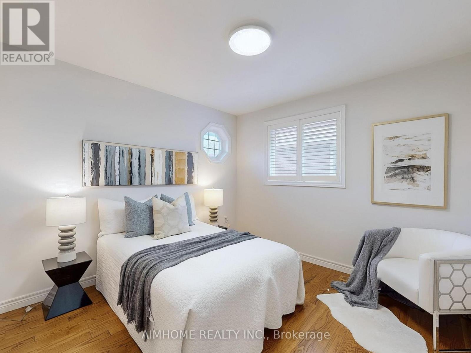 2068 Westmount Drive, Oakville, Ontario  L6M 3P2 - Photo 25 - W12395615