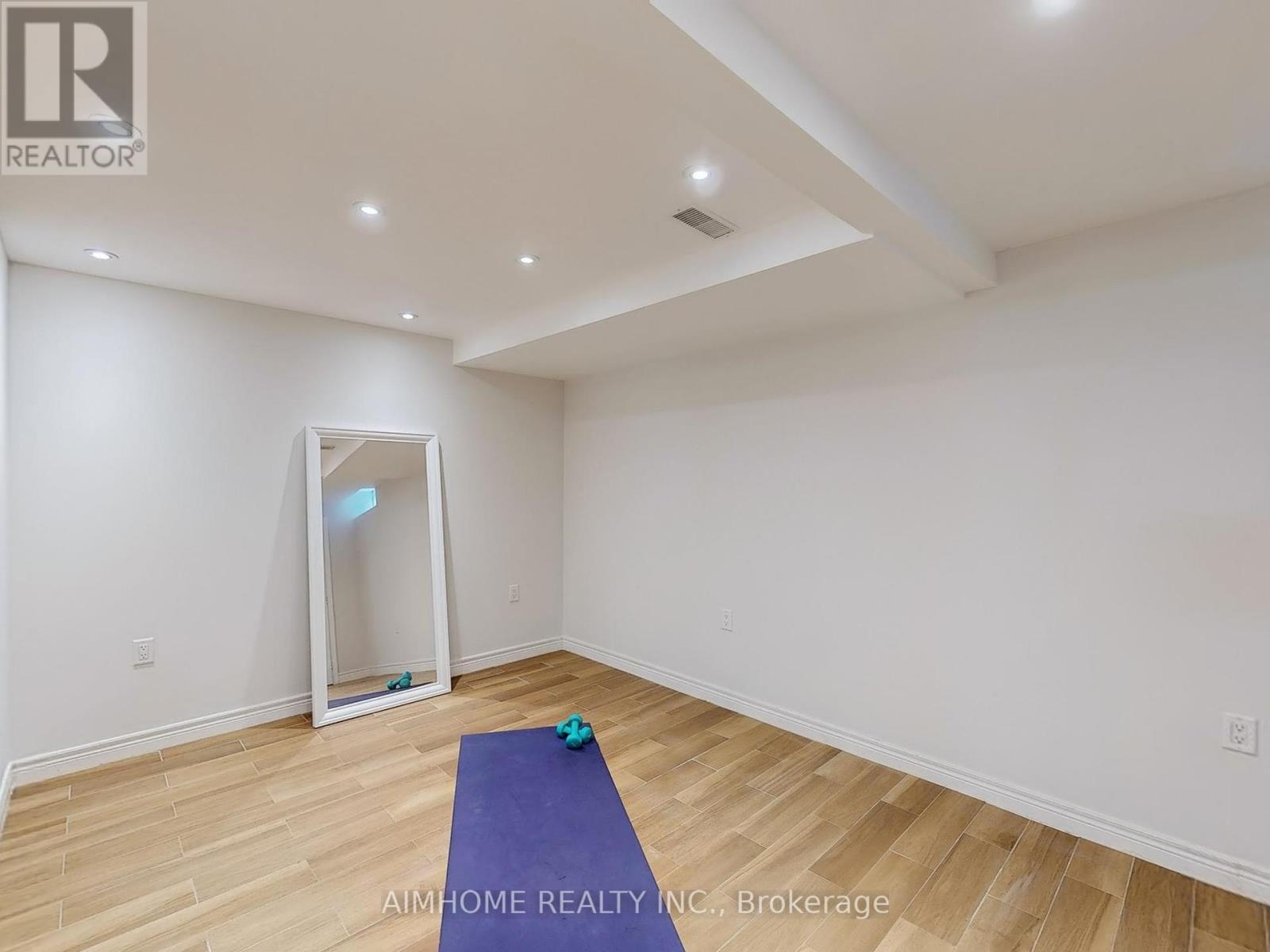 2068 Westmount Drive, Oakville, Ontario  L6M 3P2 - Photo 37 - W12395615