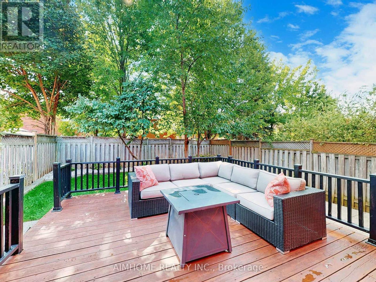 2068 Westmount Drive, Oakville, Ontario  L6M 3P2 - Photo 44 - W12395615