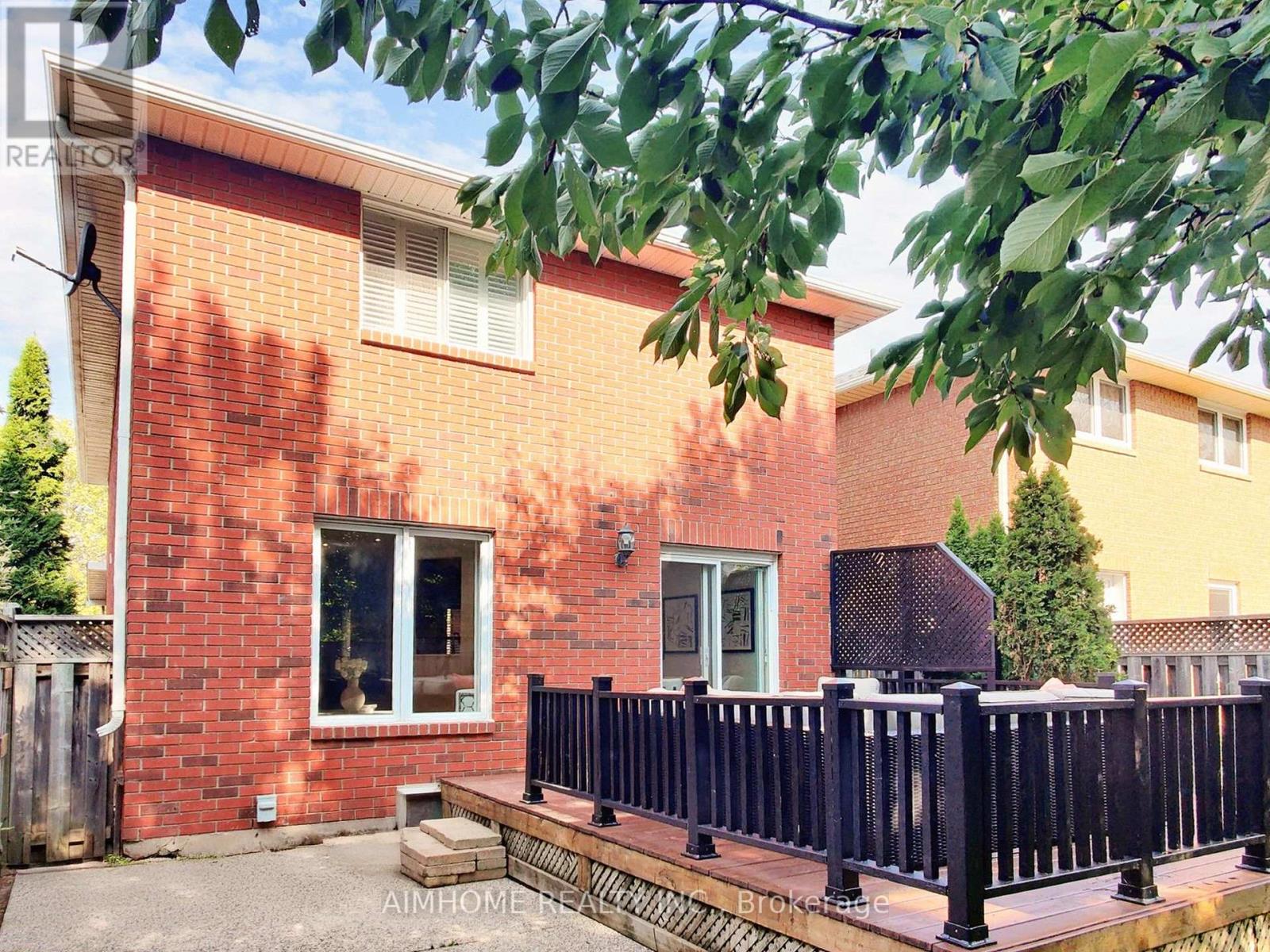 2068 Westmount Drive, Oakville, Ontario  L6M 3P2 - Photo 47 - W12395615
