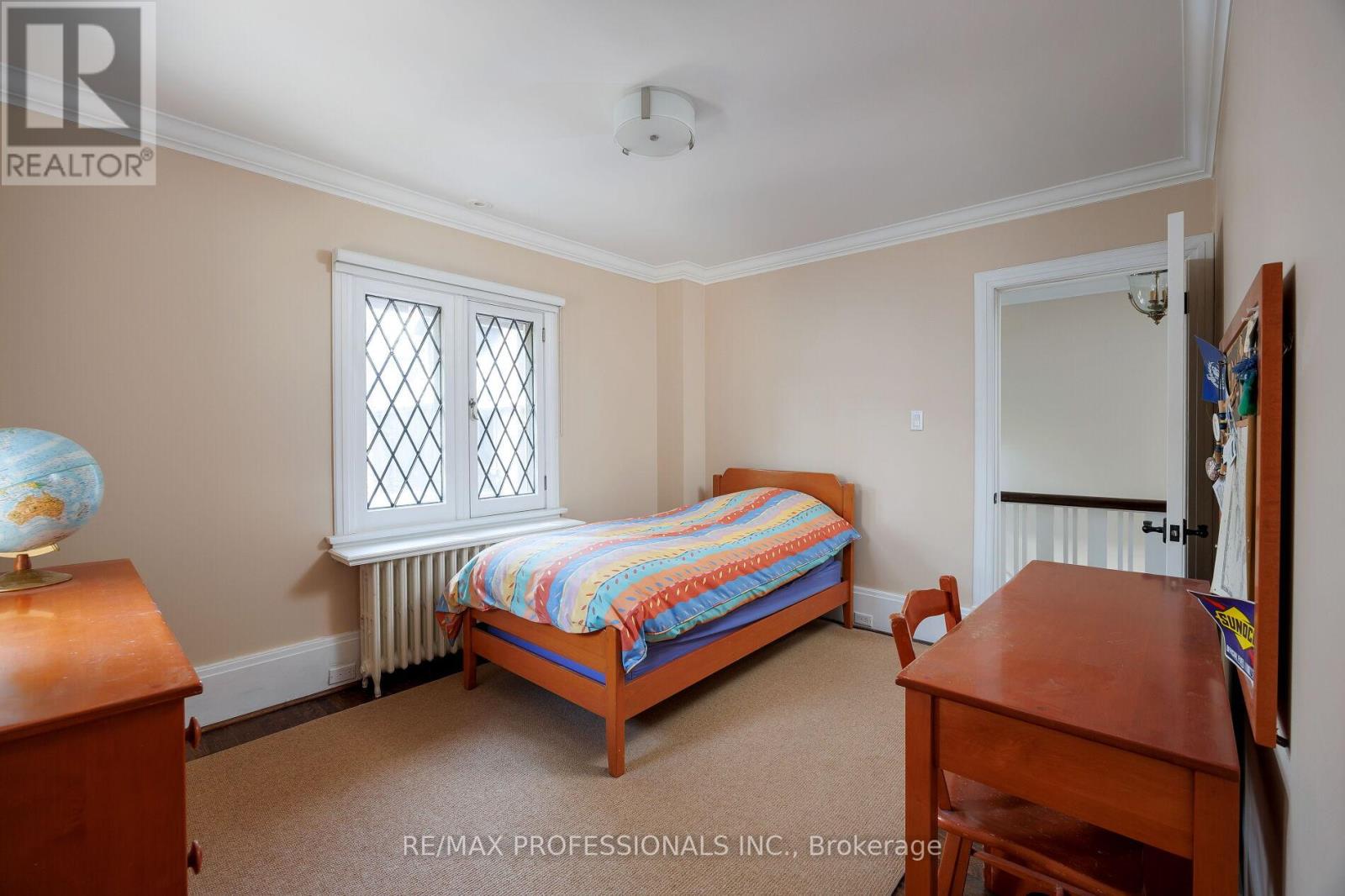 16 Kingsway Crescent, Toronto (Kingsway South), Ontario  M8X 2P9 - Photo 39 - W12395622