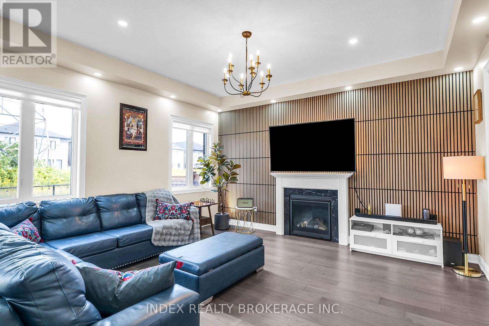 199 Granite Ridge Trail, Hamilton (Waterdown), Ontario  L8B 1Z1 - Photo 15 - X12395609