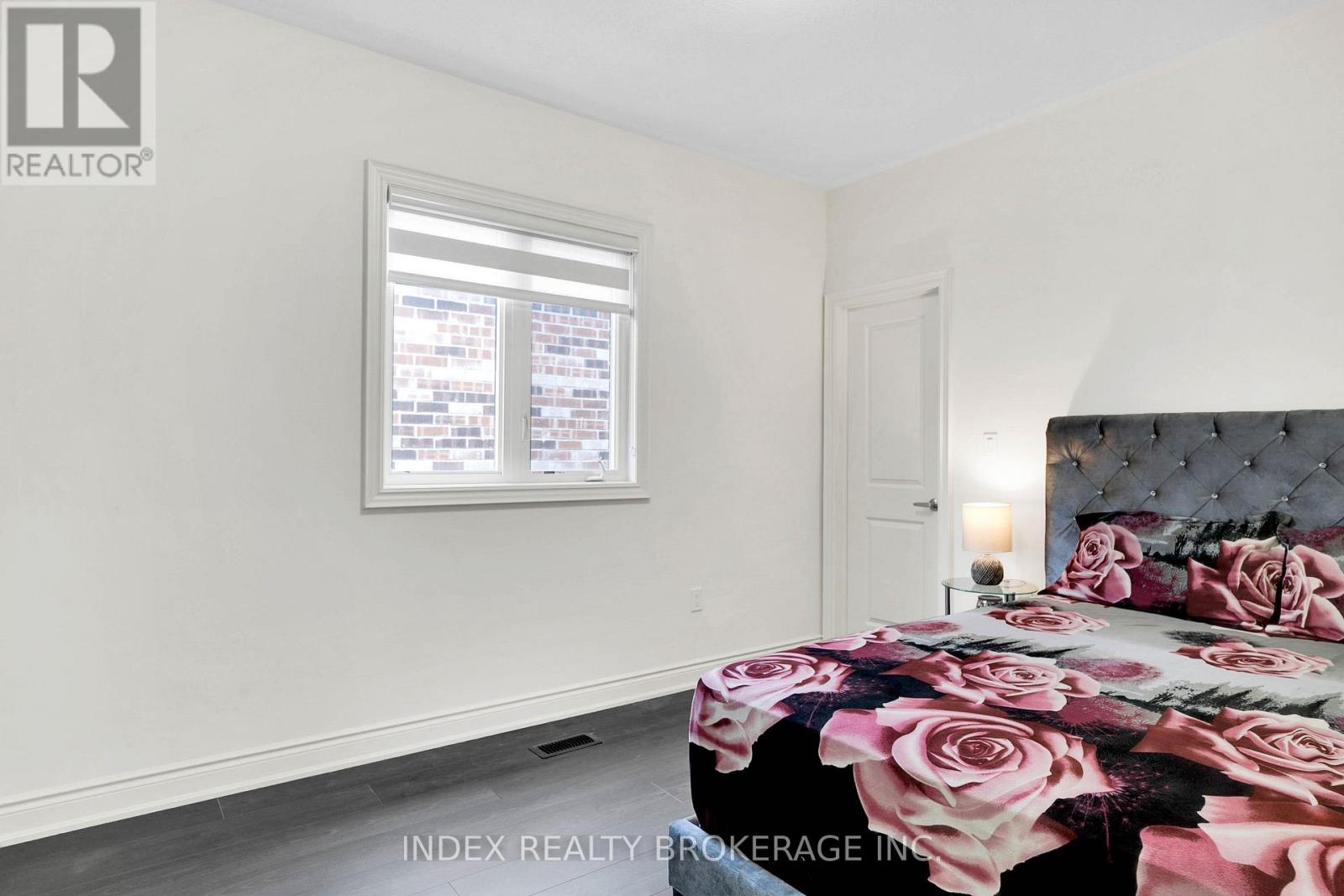 199 Granite Ridge Trail, Hamilton (Waterdown), Ontario  L8B 1Z1 - Photo 37 - X12395609