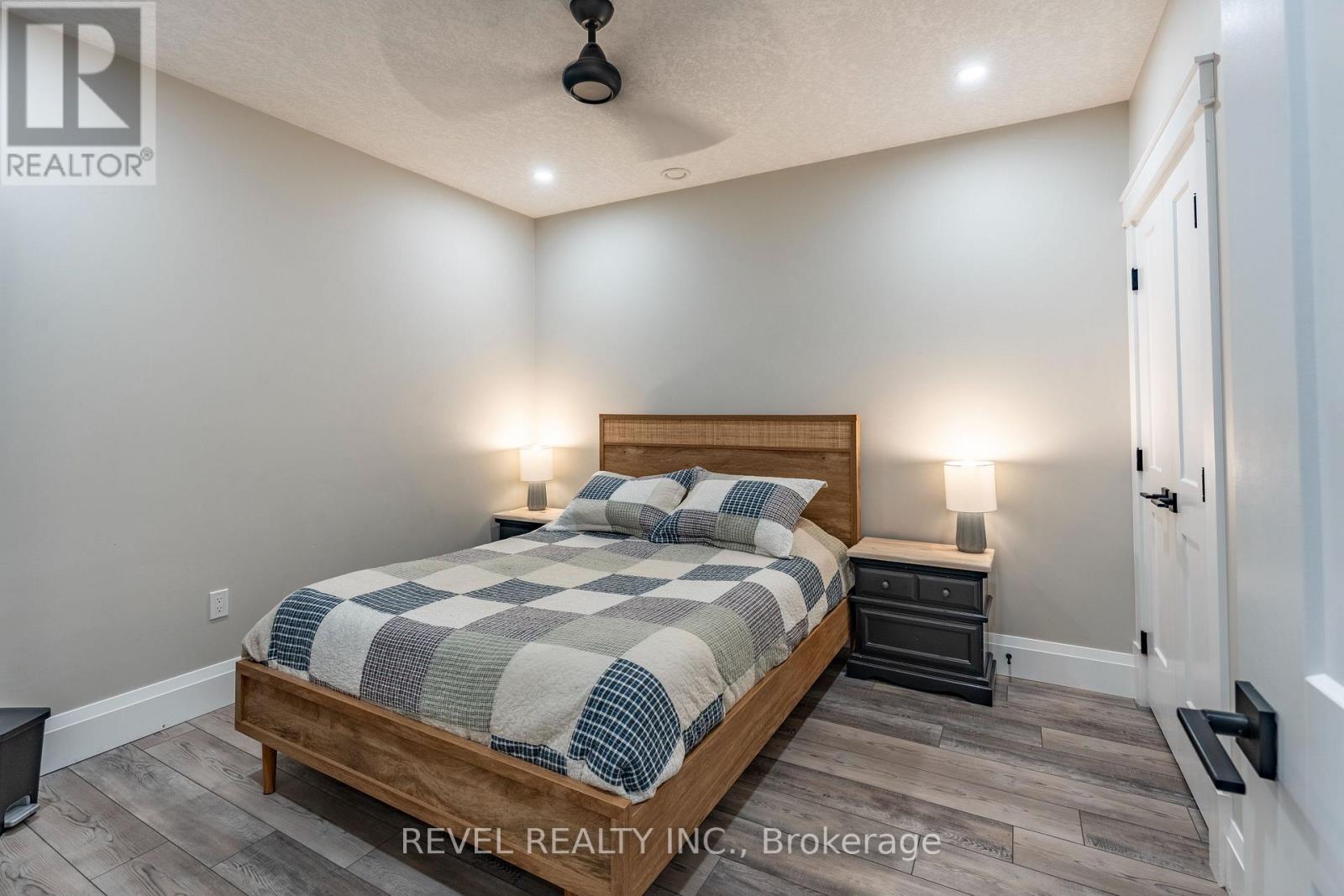 7404 Wellington Road, Mapleton, Ontario  N0G 2K0 - Photo 31 - X12395618
