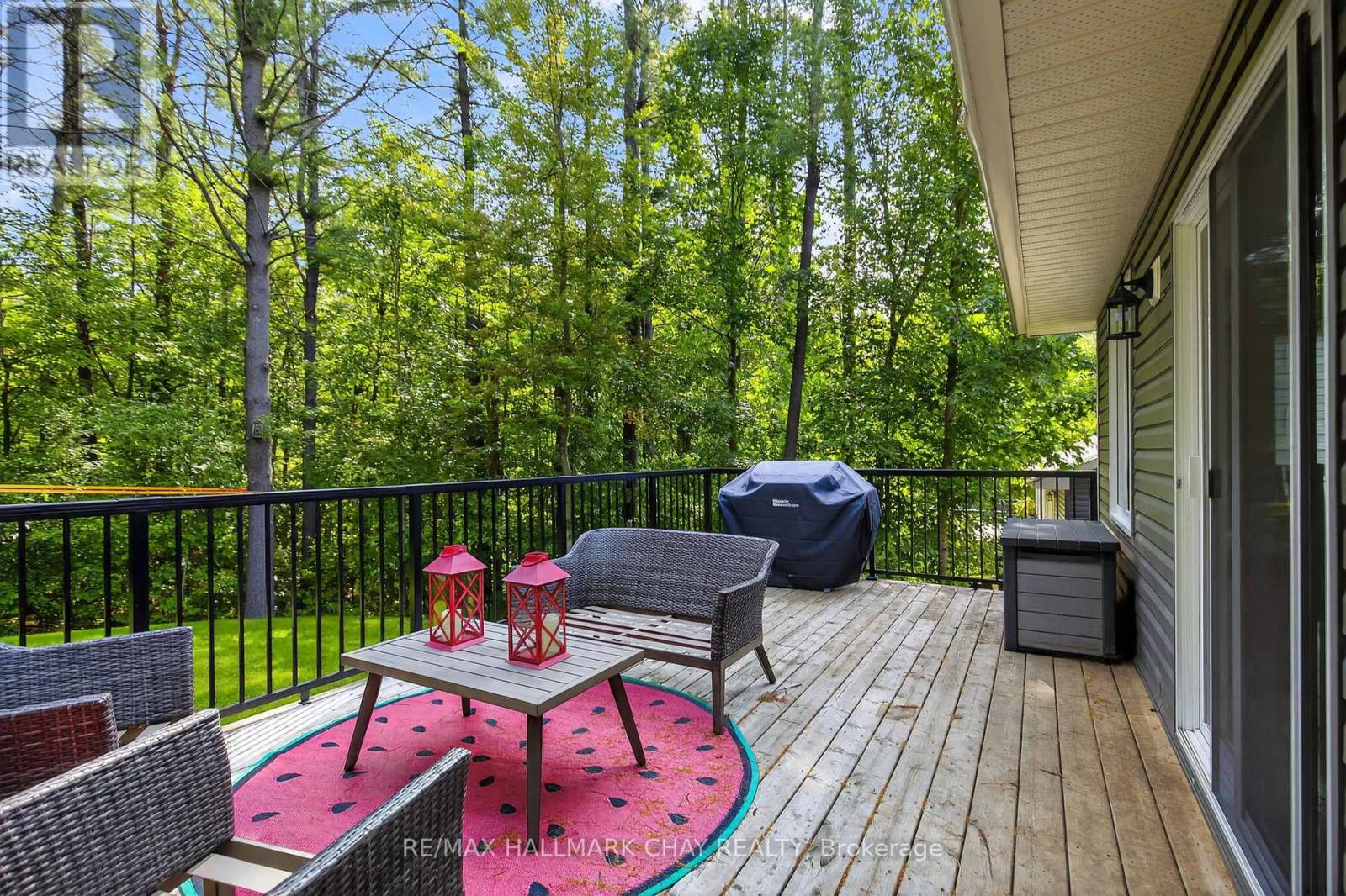 202 Vel-Dor Crescent, Bracebridge, Ontario  P1L 1J4 - Photo 38 - X12395621