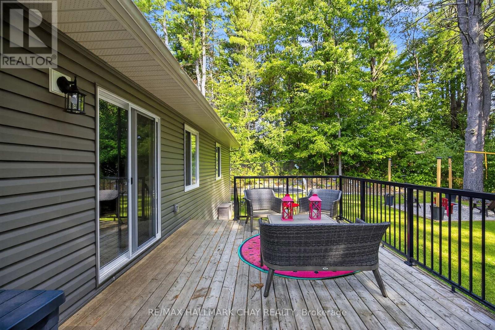 202 Vel-Dor Crescent, Bracebridge, Ontario  P1L 1J4 - Photo 39 - X12395621