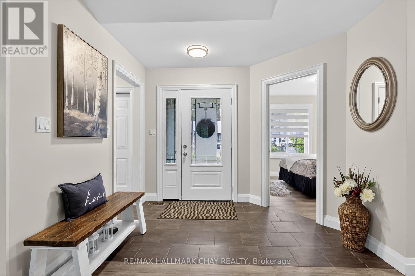 202 Vel-Dor Crescent, Bracebridge, Ontario  P1L 1J4 - Photo 7 - X12395621