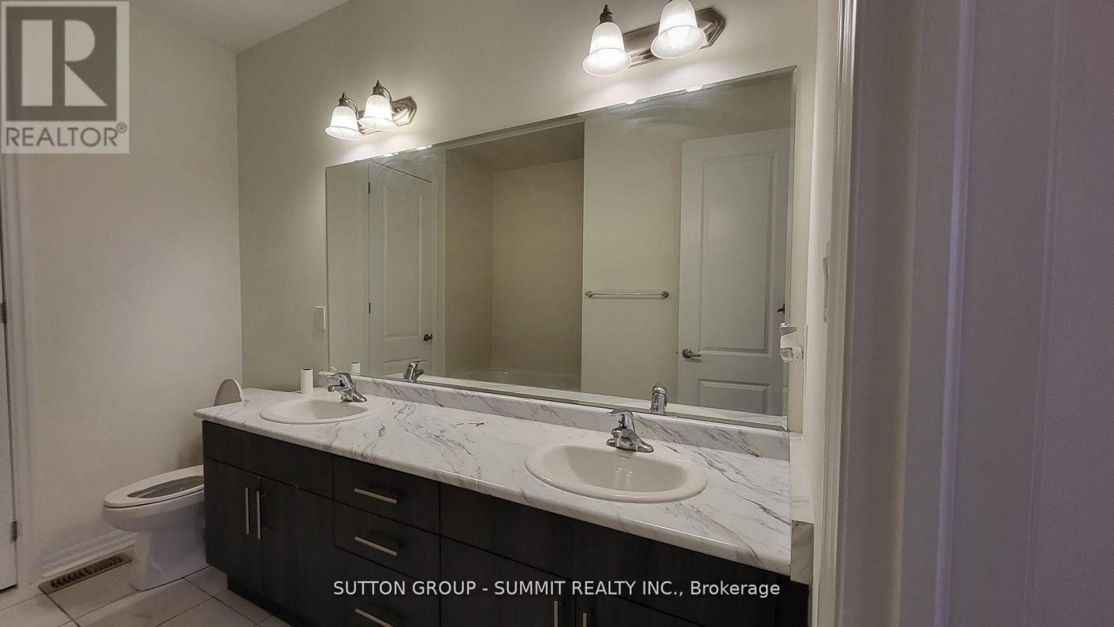 95 Watermill Street, Kitchener, Ontario  N2P 0H4 - Photo 25 - X12395623
