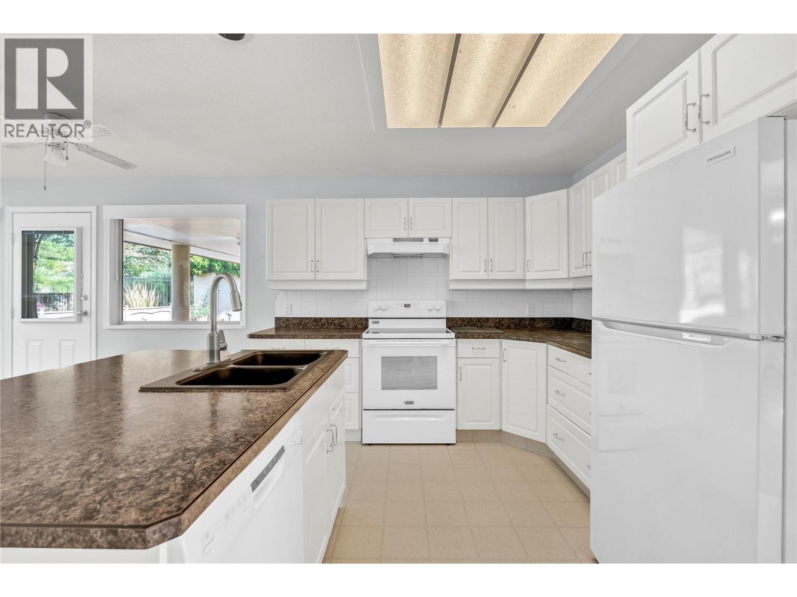 102 Forestbrook Place Unit# 207, Penticton, British Columbia