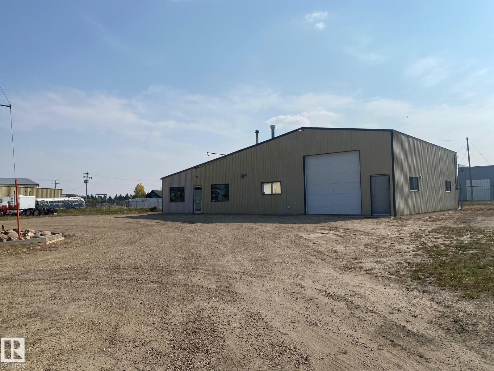 4815 46 Av, Wetaskiwin, Alberta  T9A 3C2 - Photo 2 - E4457108
