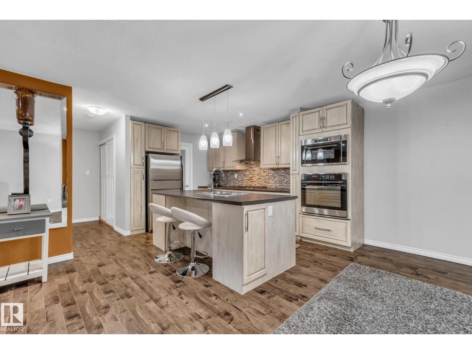 5758 172 St Nw, Edmonton, Alberta  T6M 1B4 - Photo 3 - E4457109