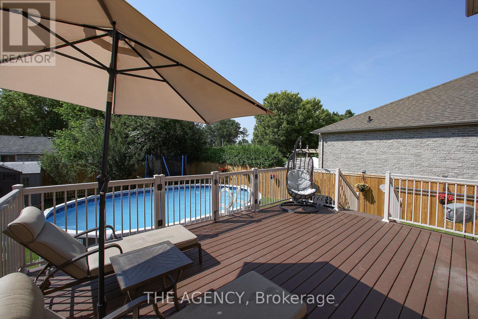 88 Glendower Crescent, Georgina, Ontario  L4P 0A1 - Photo 44 - N12395662