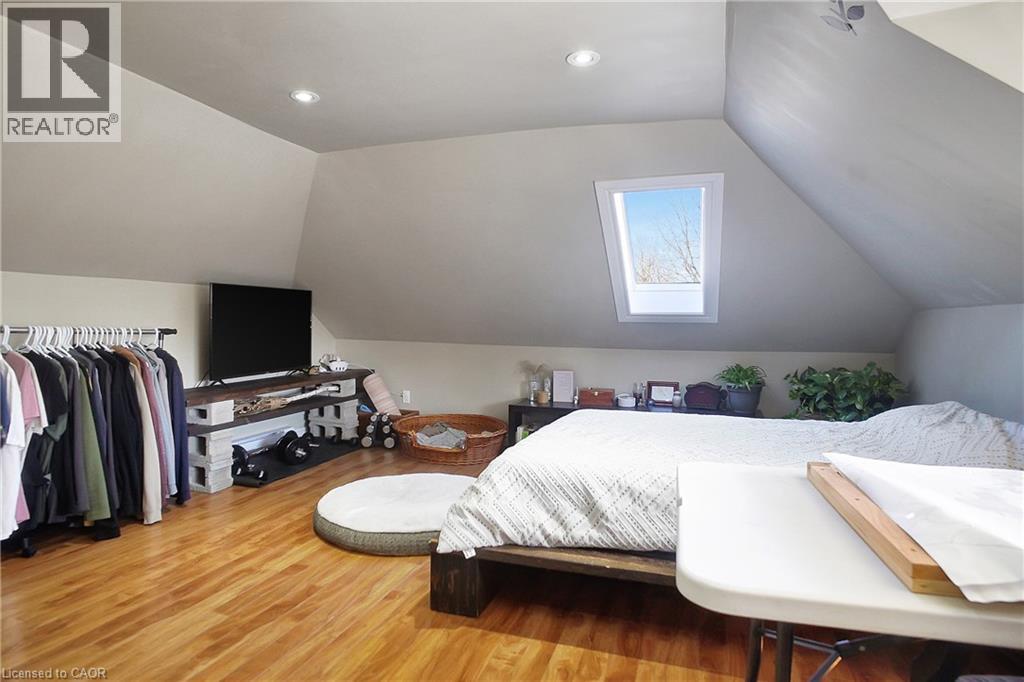 17 Shaw Avenue W, Cambridge, Ontario  N3C 1E3 - Photo 12 - 40768397