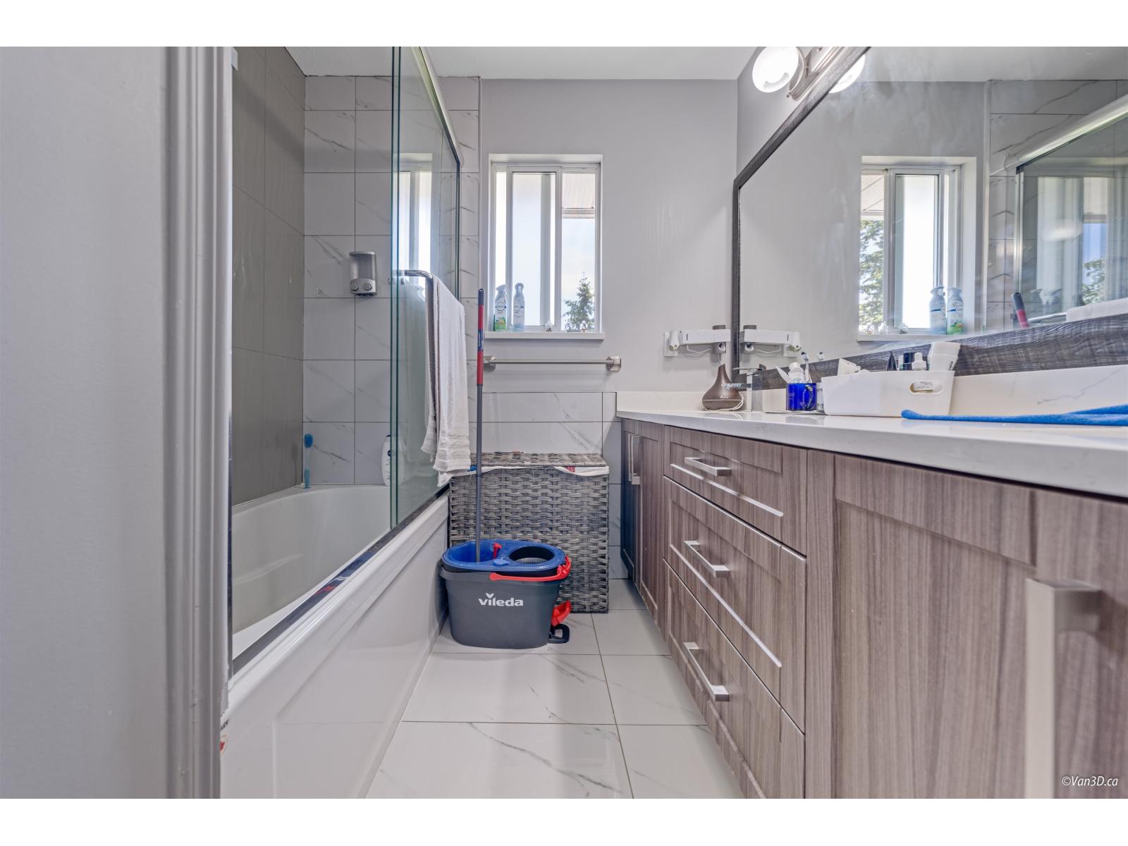 6841 142a Street, Surrey, British Columbia  V3W 0P3 - Photo 27 - R3046371