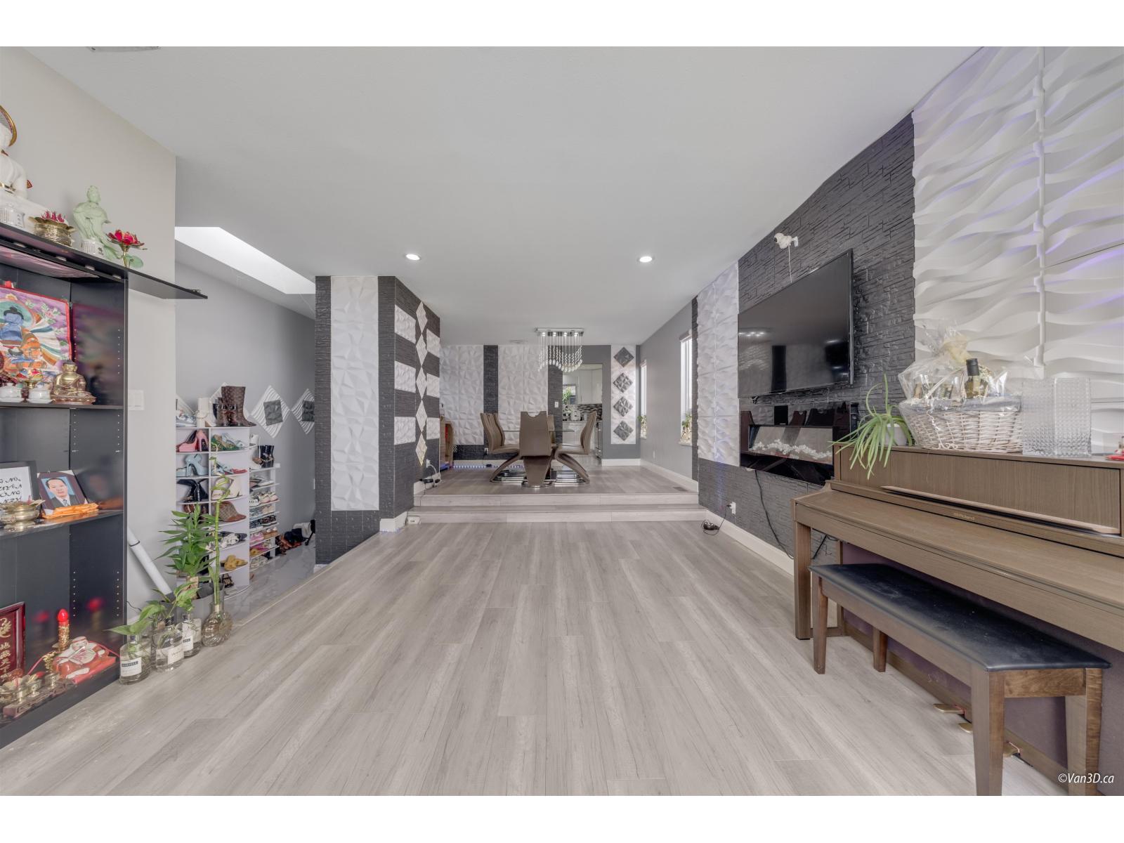 6841 142a Street, Surrey, British Columbia  V3W 0P3 - Photo 11 - R3046371