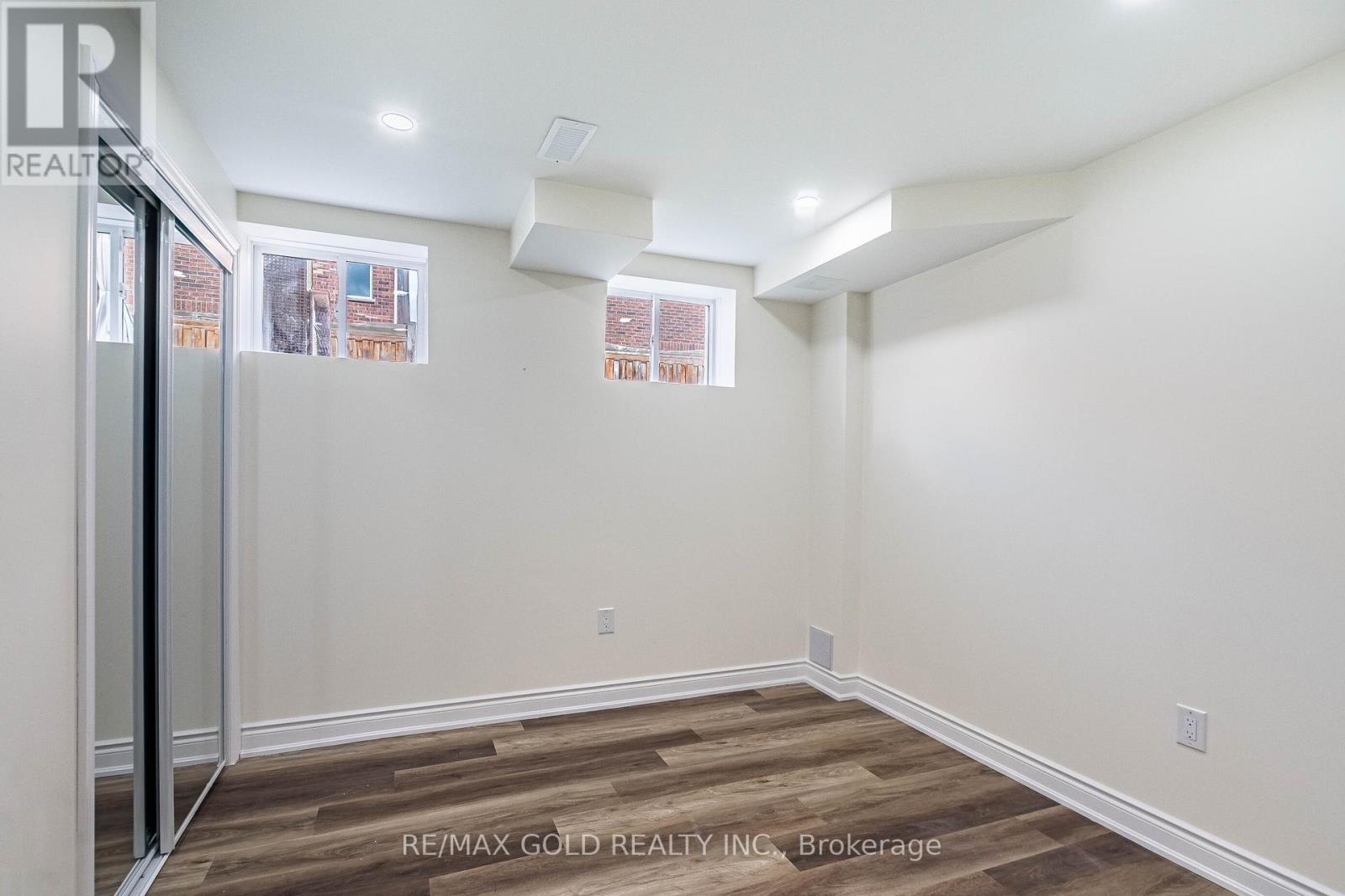 102 Leadenhall Road, Brampton, Ontario  L7A 4G9 - Photo 10 - W12395665