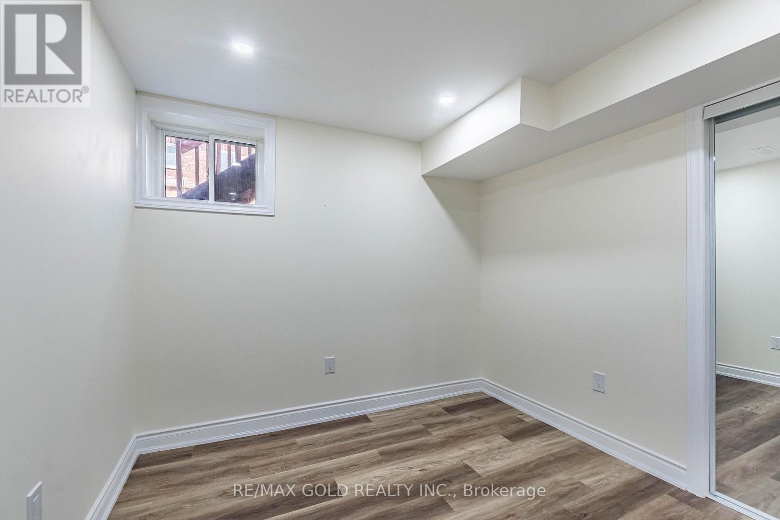 102 Leadenhall Road, Brampton, Ontario  L7A 4G9 - Photo 12 - W12395665