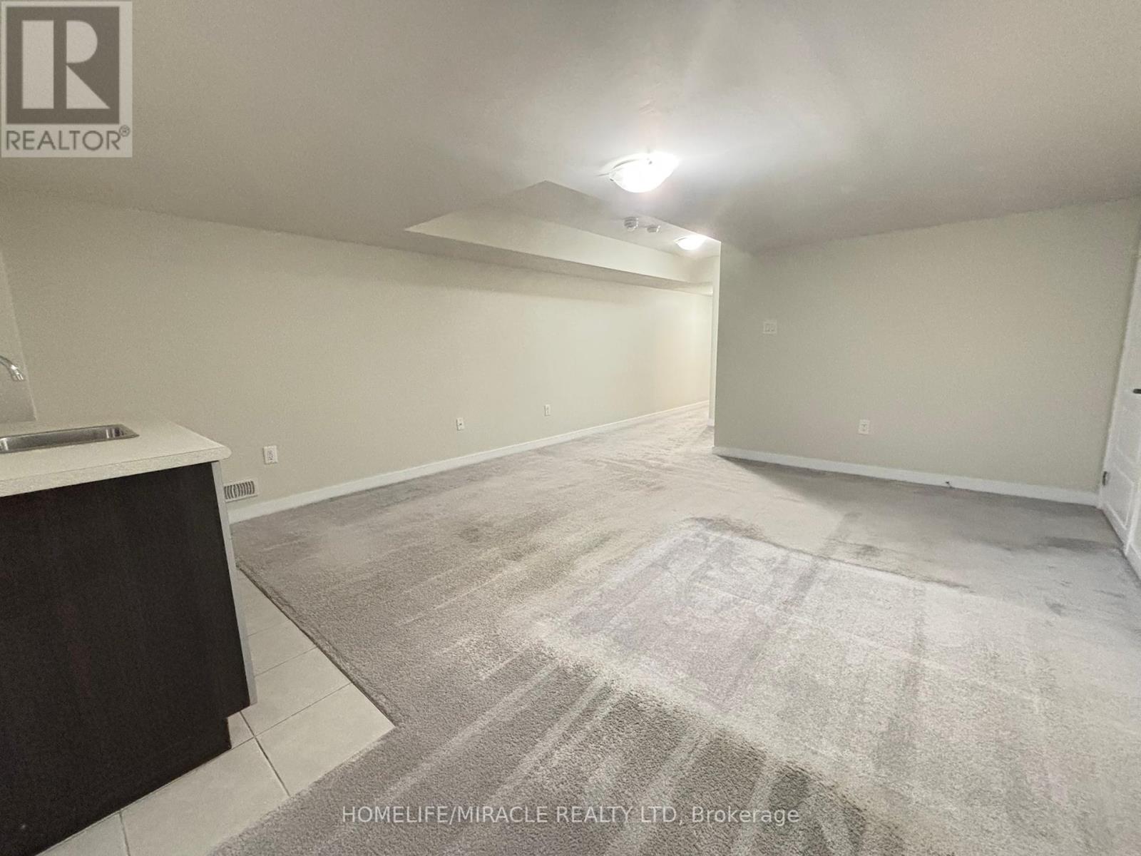 4 Hoover Road, Brampton, Ontario L7A 4L2 - Photo 29 - W12395691