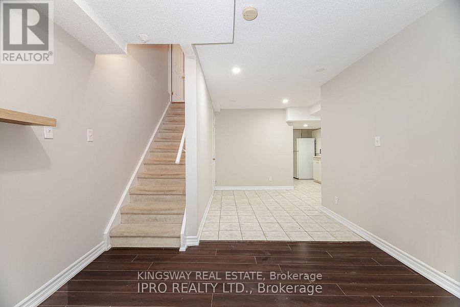 Bsmt - 803 Khan Crescent, Mississauga, Ontario  L5V 2R2 - Photo 12 - W12395702