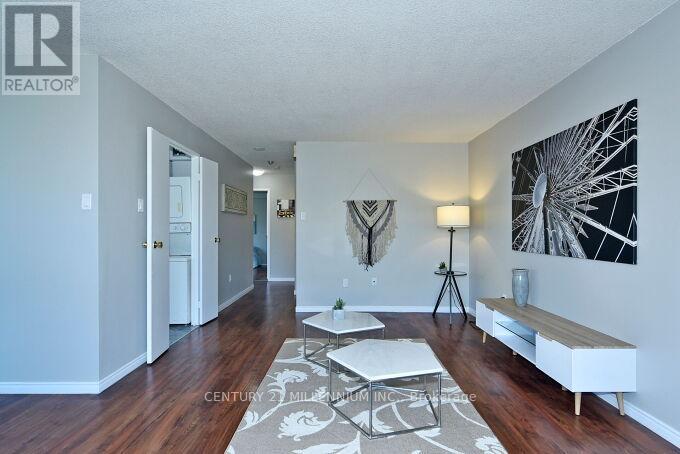 304 - 3077 Weston Road, Toronto, Ontario  M9M 3A1 - Photo 12 - W12395703