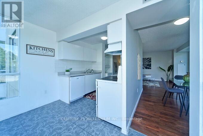 304 - 3077 Weston Road, Toronto, Ontario  M9M 3A1 - Photo 21 - W12395703