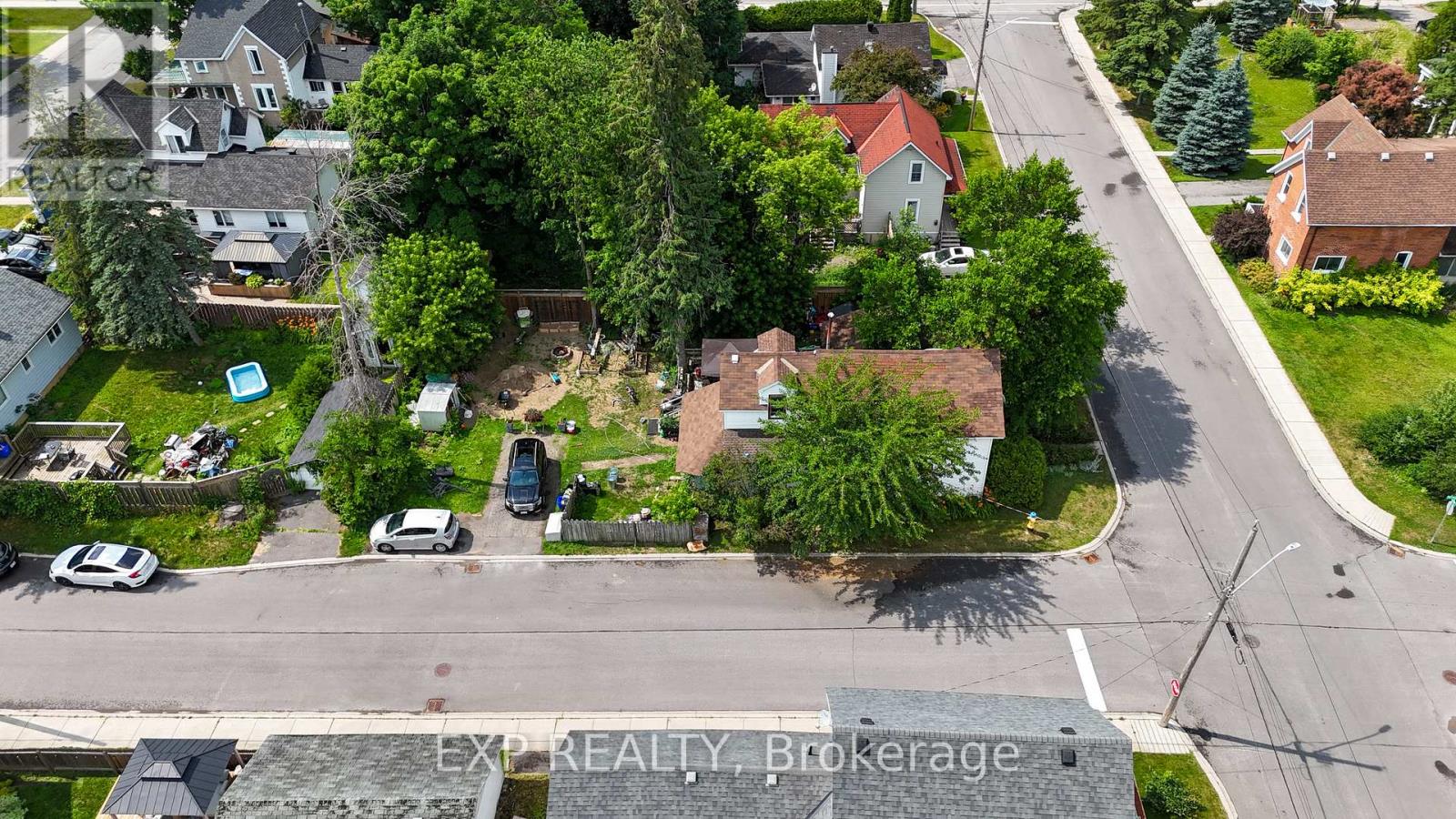 294 Moffatt Street, Carleton Place, Ontario  K7C 3L4 - Photo 4 - X12395719