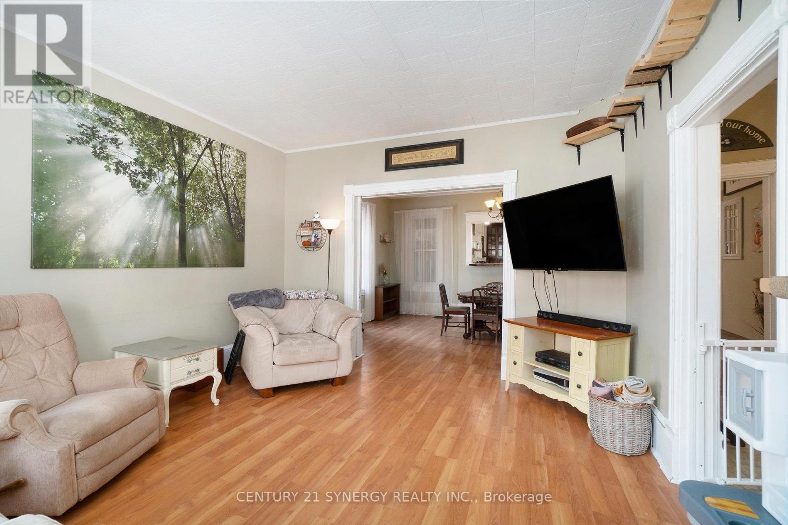 30 Kensington Avenue, Smiths Falls, Ontario  K7A 2K5 - Photo 6 - X12395742