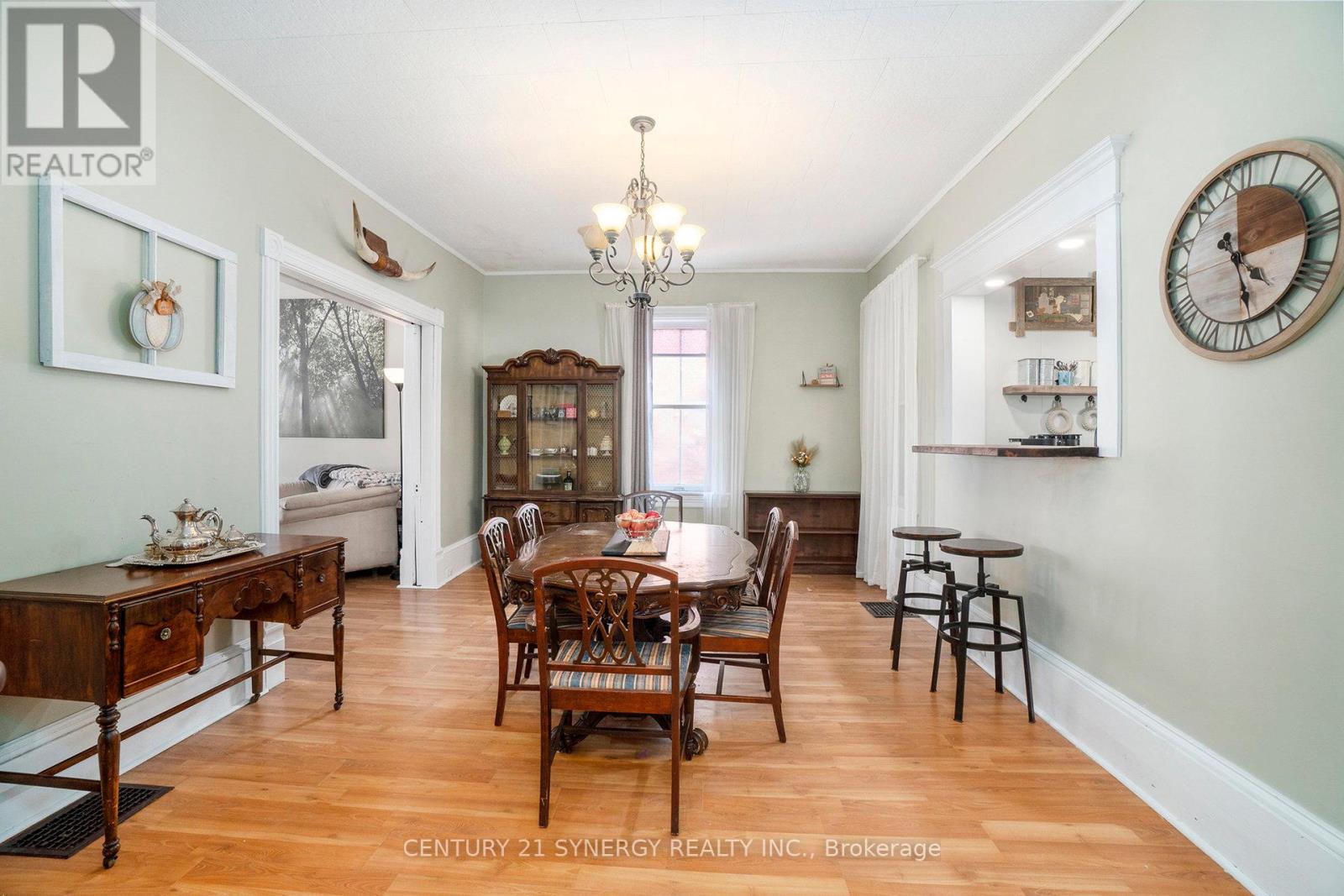 30 Kensington Avenue, Smiths Falls, Ontario  K7A 2K5 - Photo 8 - X12395742