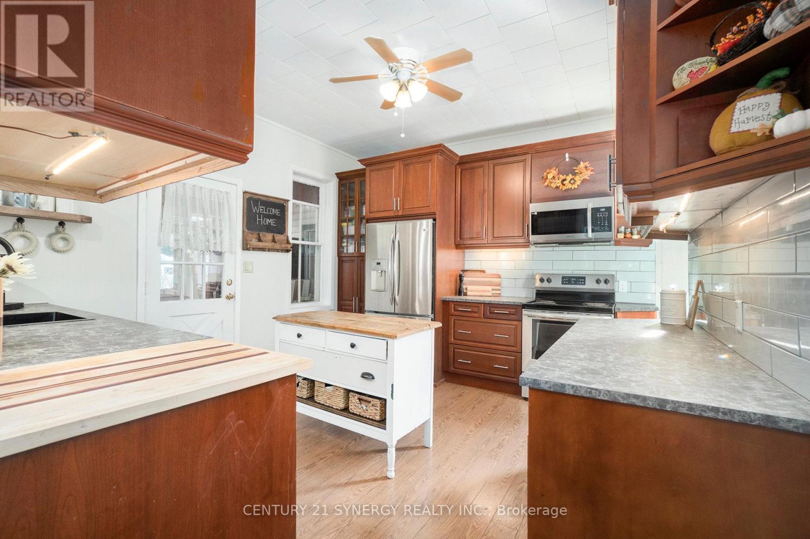 30 Kensington Avenue, Smiths Falls, Ontario  K7A 2K5 - Photo 9 - X12395742