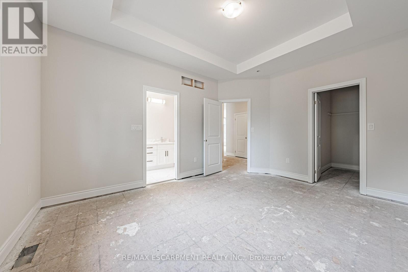 60 Cesar Place, Hamilton, Ontario  L9G 0G3 - Photo 17 - X12395694