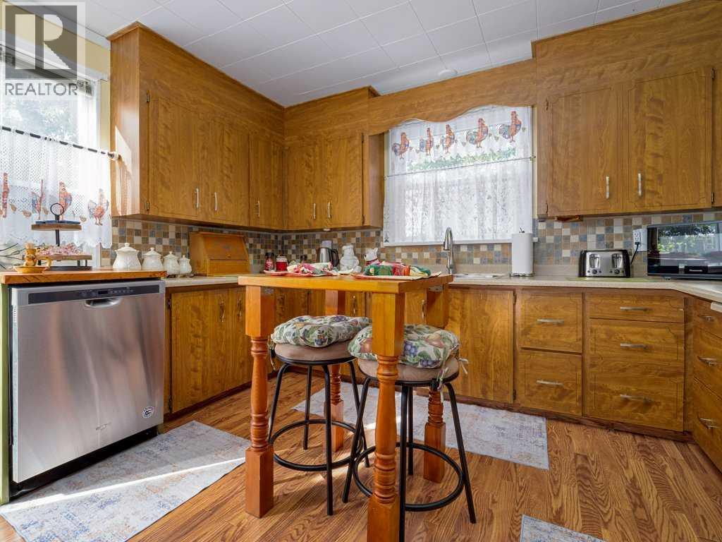 121 Center Avenue, Milk River, Alberta  T0K 1M0 - Photo 15 - A2256054