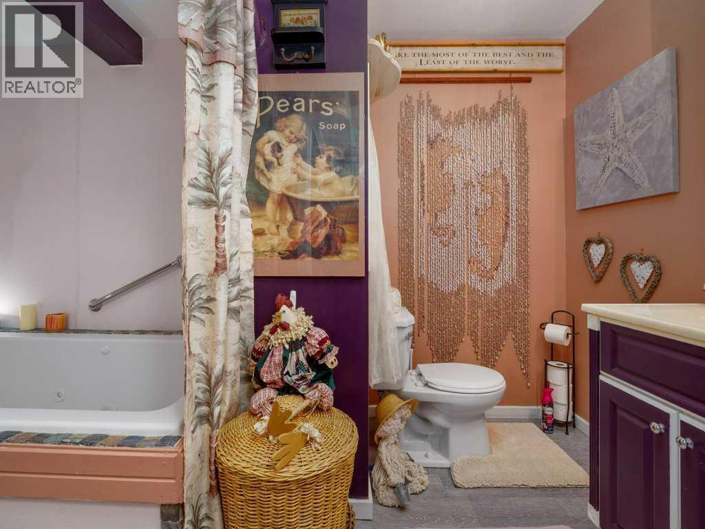 121 Center Avenue, Milk River, Alberta  T0K 1M0 - Photo 34 - A2256054