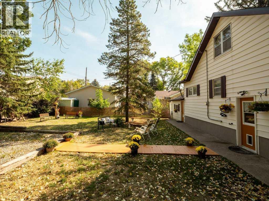 121 Center Avenue, Milk River, Alberta  T0K 1M0 - Photo 43 - A2256054