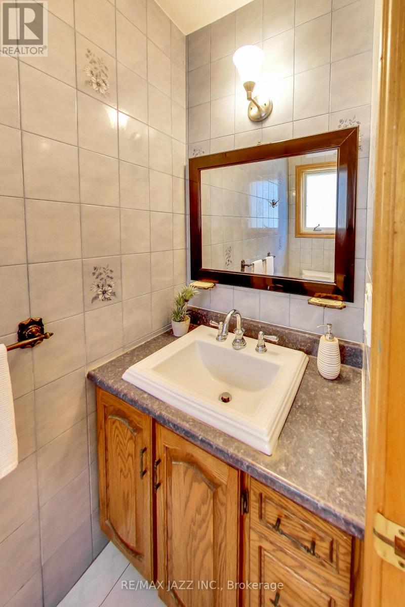 812 Waverly Street N, Oshawa, Ontario  L1J 7E5 - Photo 16 - E12395743