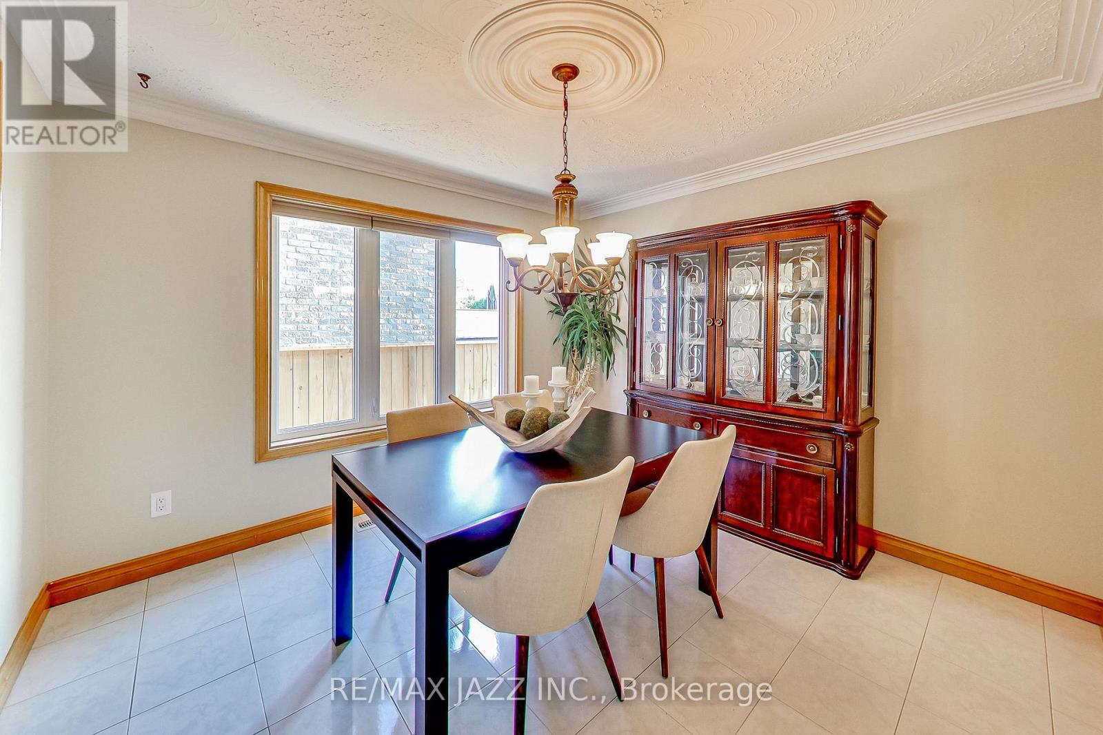 812 Waverly Street N, Oshawa, Ontario  L1J 7E5 - Photo 8 - E12395743