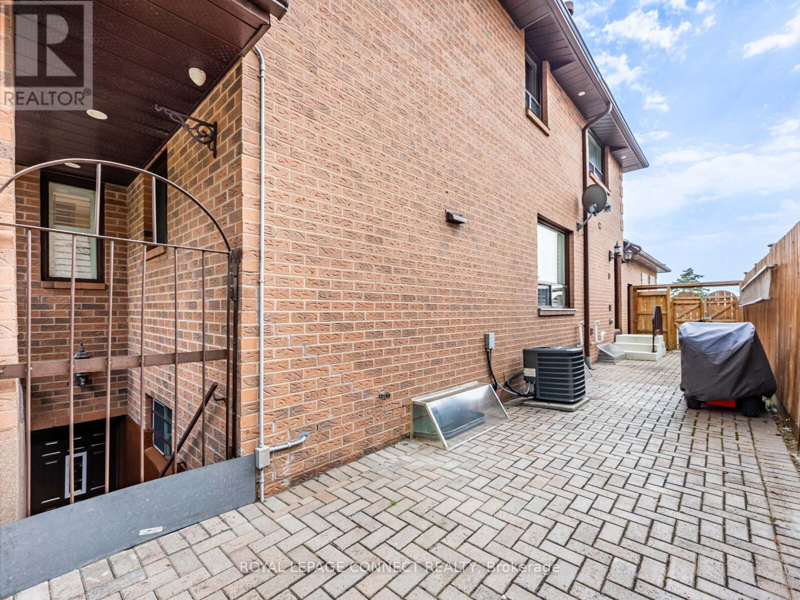 642 Sheppard Avenue, Pickering, Ontario  L1V 1G3 - Photo 32 - E12395733